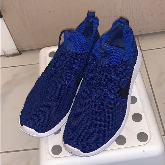 Nike Roshe Free Flyknit 2.0 - Picture 2 of 3